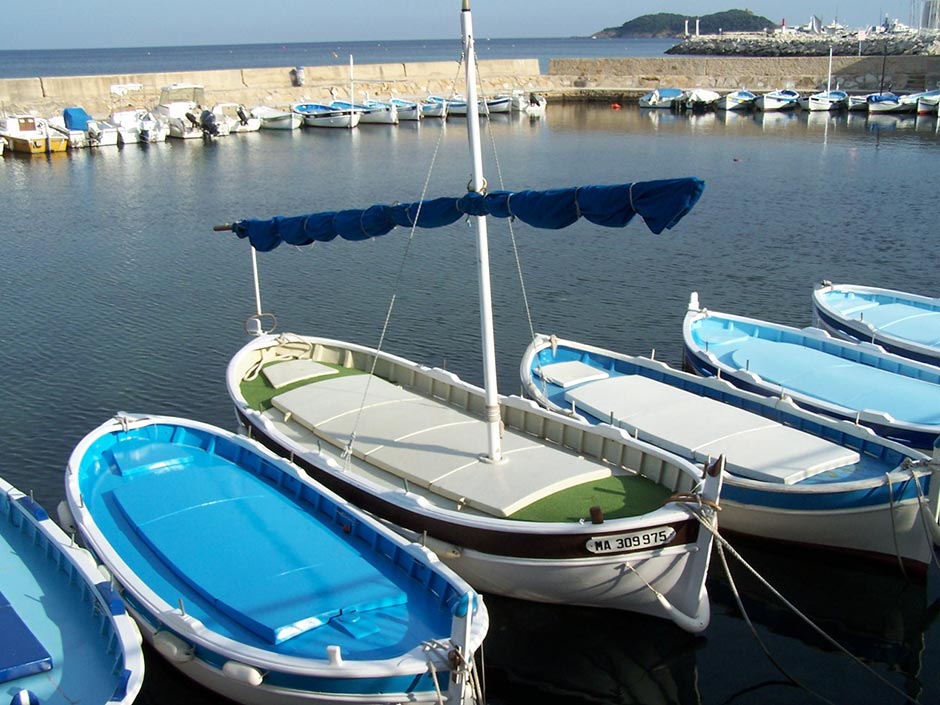 Pointus dans le nouveau port de plaisance de La Ciotat